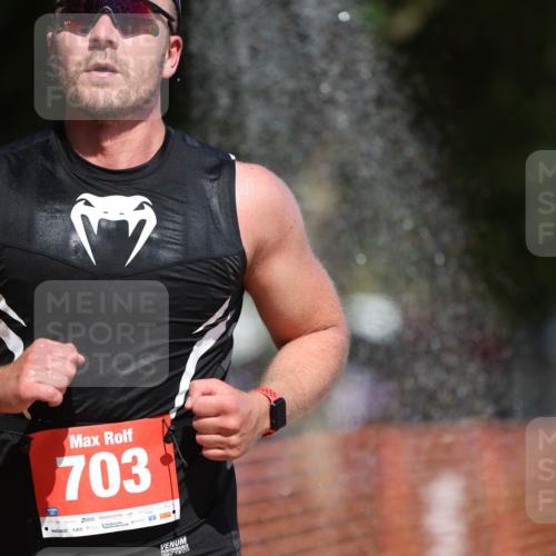 07.09.2025 - 19. Norderstedt Triathlon Michael Strokosch http://msf.ph/oto/8752363 07.09.2025 12:46:10 Laufen 703, 1370, 1382 meine-sportfotos.de