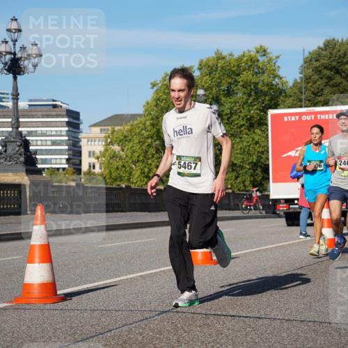 07.09.2025 - BARMER Alsterlauf Yannick Fuchs http://msf.ph/oto/8752372 07.09.2025 09:36:18 Laufen 5467, 06, 2400, 5382 meine-sportfotos.de