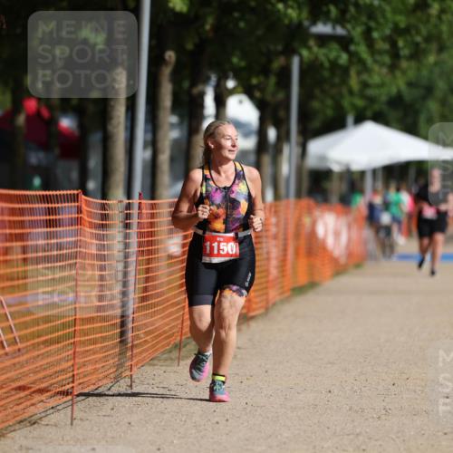 07.09.2025 - 19. Norderstedt Triathlon Michael Strokosch http://msf.ph/oto/8752409 07.09.2025 10:36:29 Laufen 1150 meine-sportfotos.de