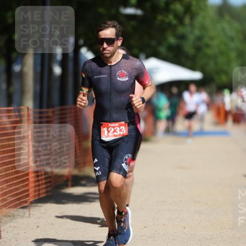 07.09.2025 - 19. Norderstedt Triathlon Michael Strokosch http://msf.ph/oto/8752425 07.09.2025 12:46:19 Laufen 278, 695, 728, 1233 meine-sportfotos.de