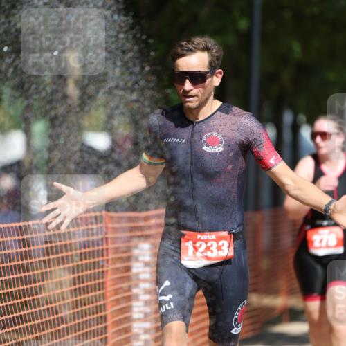 07.09.2025 - 19. Norderstedt Triathlon Michael Strokosch http://msf.ph/oto/8752452 07.09.2025 12:46:21 Laufen 278, 695, 728, 1233 meine-sportfotos.de