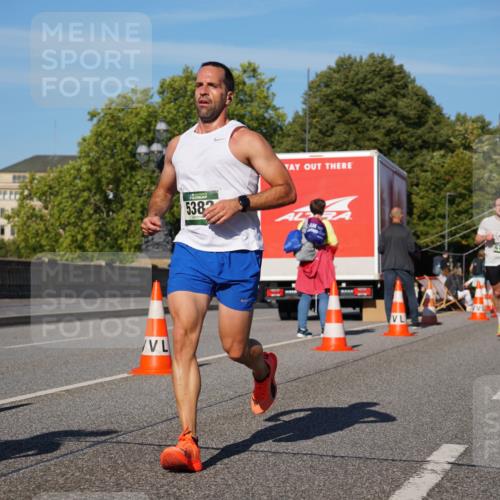 07.09.2025 - BARMER Alsterlauf Yannick Fuchs http://msf.ph/oto/8752490 07.09.2025 09:36:20 Laufen 5382, 6714 meine-sportfotos.de