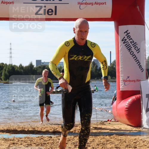 07.09.2025 - 19. Norderstedt Triathlon Luisa Fischer http://msf.ph/oto/8752557 07.09.2025 11:23:18 Schwimmen 703, 807, 857, 1282, 1349 meine-sportfotos.de