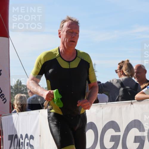 07.09.2025 - 19. Norderstedt Triathlon Luisa Fischer http://msf.ph/oto/8752597 07.09.2025 11:23:22 Schwimmen 703, 807, 1282, 1349 meine-sportfotos.de