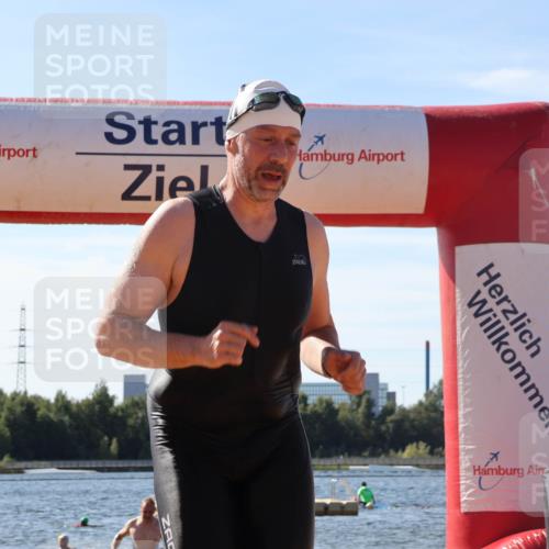 07.09.2025 - 19. Norderstedt Triathlon Luisa Fischer http://msf.ph/oto/8752667 07.09.2025 11:23:52 Schwimmen 800 meine-sportfotos.de