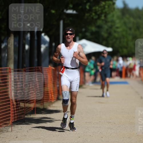 07.09.2025 - 19. Norderstedt Triathlon Michael Strokosch http://msf.ph/oto/8752689 07.09.2025 12:46:37 Laufen 697, 788, 838 meine-sportfotos.de