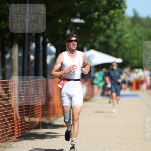 07.09.2025 - 19. Norderstedt Triathlon Michael Strokosch http://msf.ph/oto/8752703 07.09.2025 12:46:38 Laufen 697, 788 meine-sportfotos.de