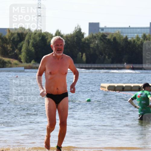 07.09.2025 - 19. Norderstedt Triathlon Luisa Fischer http://msf.ph/oto/8752706 07.09.2025 11:24:12 Schwimmen 192, 823 meine-sportfotos.de