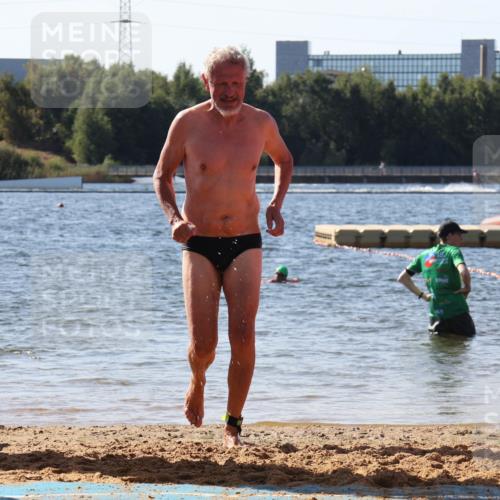 07.09.2025 - 19. Norderstedt Triathlon Luisa Fischer http://msf.ph/oto/8752716 07.09.2025 11:24:13 Schwimmen 192 meine-sportfotos.de