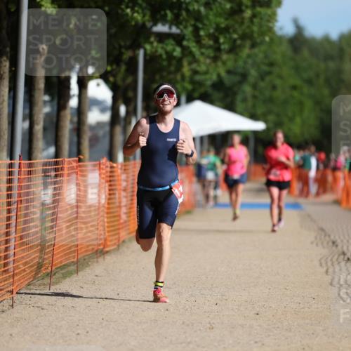 07.09.2025 - 19. Norderstedt Triathlon Michael Strokosch http://msf.ph/oto/8752730 07.09.2025 10:36:58 Laufen 1149 meine-sportfotos.de