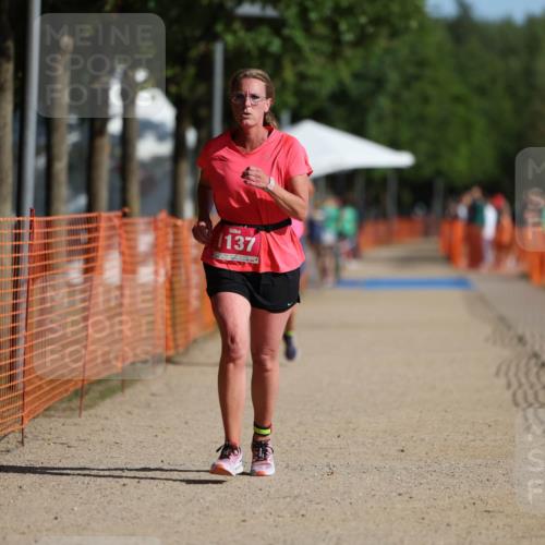 07.09.2025 - 19. Norderstedt Triathlon Michael Strokosch http://msf.ph/oto/8752882 07.09.2025 10:37:08 Laufen 1137 meine-sportfotos.de