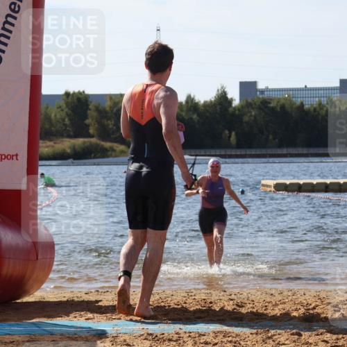 07.09.2025 - 19. Norderstedt Triathlon Luisa Fischer http://msf.ph/oto/8752898 07.09.2025 11:26:12 Schwimmen 162, 163 meine-sportfotos.de