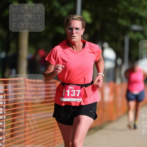 07.09.2025 - 19. Norderstedt Triathlon Michael Strokosch http://msf.ph/oto/8752941 07.09.2025 10:37:11 Laufen 1137 meine-sportfotos.de