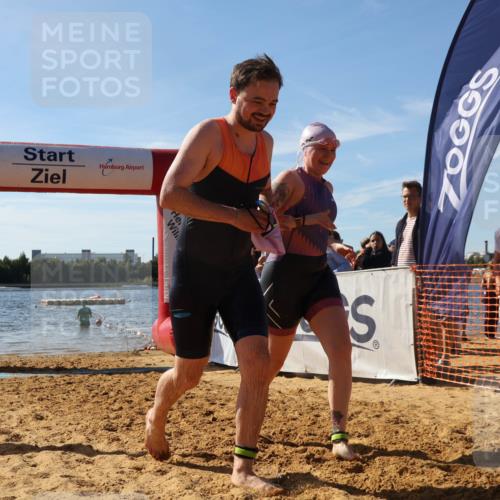 07.09.2025 - 19. Norderstedt Triathlon Luisa Fischer http://msf.ph/oto/8752970 07.09.2025 11:26:18 Schwimmen 162, 163 meine-sportfotos.de