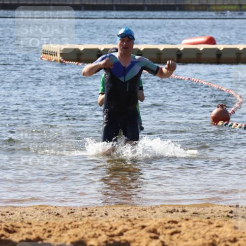 07.09.2025 - 19. Norderstedt Triathlon Luisa Fischer http://msf.ph/oto/8752985 07.09.2025 11:27:16 Schwimmen 170 meine-sportfotos.de