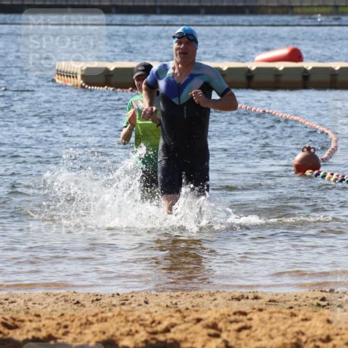 07.09.2025 - 19. Norderstedt Triathlon Luisa Fischer http://msf.ph/oto/8752988 07.09.2025 11:27:16 Schwimmen 170 meine-sportfotos.de