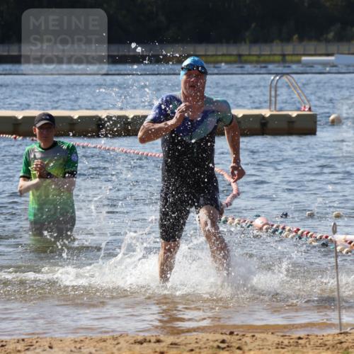 07.09.2025 - 19. Norderstedt Triathlon Luisa Fischer http://msf.ph/oto/8752998 07.09.2025 11:27:17 Schwimmen 170 meine-sportfotos.de