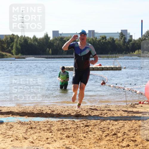 07.09.2025 - 19. Norderstedt Triathlon Luisa Fischer http://msf.ph/oto/8753035 07.09.2025 11:27:20 Schwimmen 170 meine-sportfotos.de
