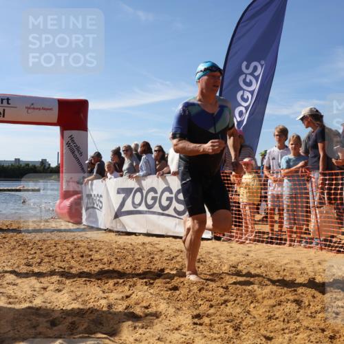 07.09.2025 - 19. Norderstedt Triathlon Luisa Fischer http://msf.ph/oto/8753078 07.09.2025 11:27:23 Schwimmen 170 meine-sportfotos.de