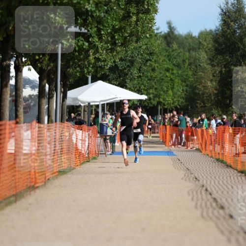 07.09.2025 - 19. Norderstedt Triathlon Michael Strokosch http://msf.ph/oto/8753092 07.09.2025 10:38:18 Laufen 1138 meine-sportfotos.de