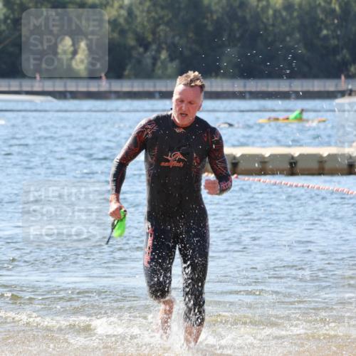 07.09.2025 - 19. Norderstedt Triathlon Luisa Fischer http://msf.ph/oto/8753102 07.09.2025 11:38:22 Schwimmen 791 meine-sportfotos.de