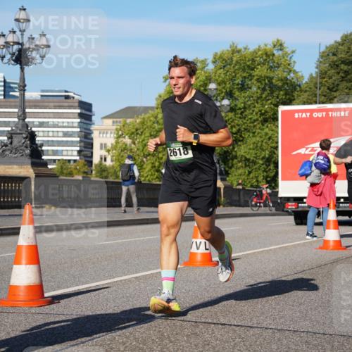 07.09.2025 - BARMER Alsterlauf Yannick Fuchs http://msf.ph/oto/8753159 07.09.2025 09:36:47 Laufen 2618, 2826, 48113 meine-sportfotos.de