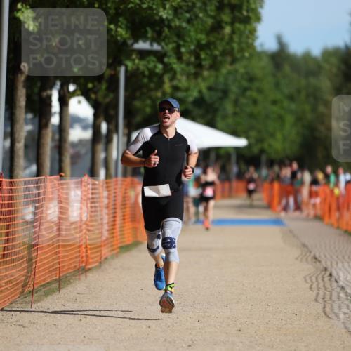 07.09.2025 - 19. Norderstedt Triathlon Michael Strokosch http://msf.ph/oto/8753252 07.09.2025 10:38:26 Laufen 1138, 1147 meine-sportfotos.de