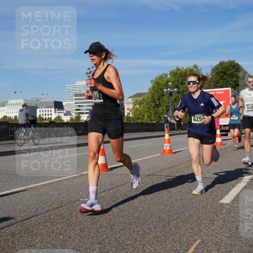 07.09.2025 - BARMER Alsterlauf Yannick Fuchs http://msf.ph/oto/8753309 07.09.2025 09:36:51 Laufen 862, 6255, 4949, 605, 2699 meine-sportfotos.de
