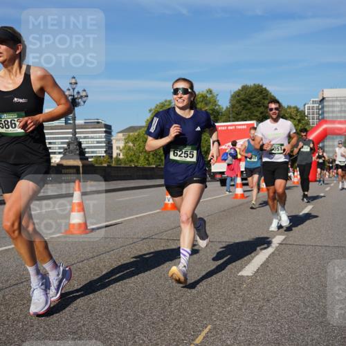 07.09.2025 - BARMER Alsterlauf Yannick Fuchs http://msf.ph/oto/8753320 07.09.2025 09:36:51 Laufen 5862, 6255, 051 meine-sportfotos.de