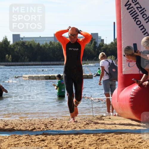 07.09.2025 - 19. Norderstedt Triathlon Luisa Fischer http://msf.ph/oto/8753341 07.09.2025 11:39:35 Schwimmen 1233, 1346 meine-sportfotos.de