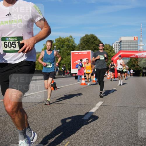 07.09.2025 - BARMER Alsterlauf Yannick Fuchs http://msf.ph/oto/8753378 07.09.2025 09:36:53 Laufen 36, 6051, 949, 4441, 699 meine-sportfotos.de