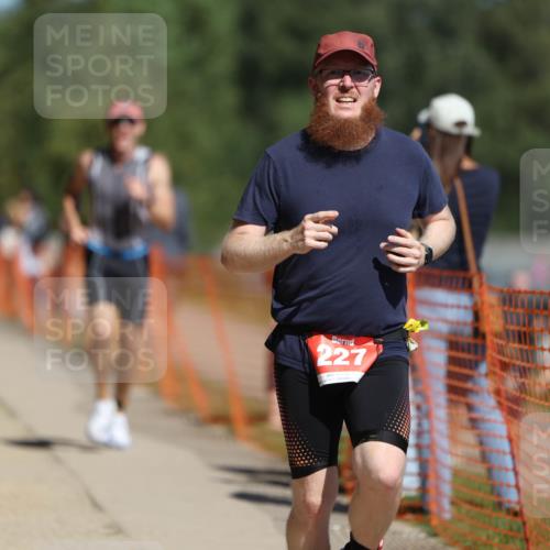 07.09.2025 - 19. Norderstedt Triathlon Michael Strokosch http://msf.ph/oto/8753384 07.09.2025 12:47:21 Laufen 151, 227, 713 meine-sportfotos.de