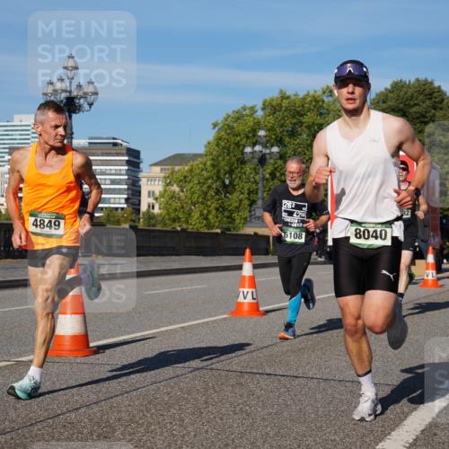 07.09.2025 - BARMER Alsterlauf Yannick Fuchs http://msf.ph/oto/8753493 07.09.2025 09:36:55 Laufen 4849, 262, 4219, 138336, 48112, 8040, 6108, 82 meine-sportfotos.de