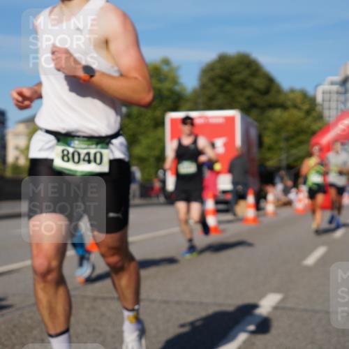 07.09.2025 - BARMER Alsterlauf Yannick Fuchs http://msf.ph/oto/8753521 07.09.2025 09:36:56 Laufen 8040 meine-sportfotos.de