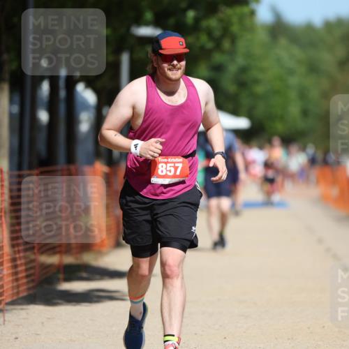 07.09.2025 - 19. Norderstedt Triathlon Michael Strokosch http://msf.ph/oto/8753574 07.09.2025 12:47:41 Laufen 857 meine-sportfotos.de