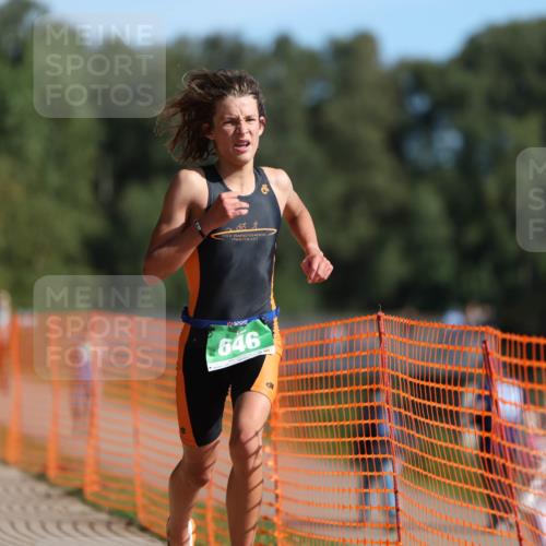 07.09.2025 - 19. Norderstedt Triathlon Michael Strokosch http://msf.ph/oto/8753596 07.09.2025 10:38:53 Laufen 646, 1139 meine-sportfotos.de