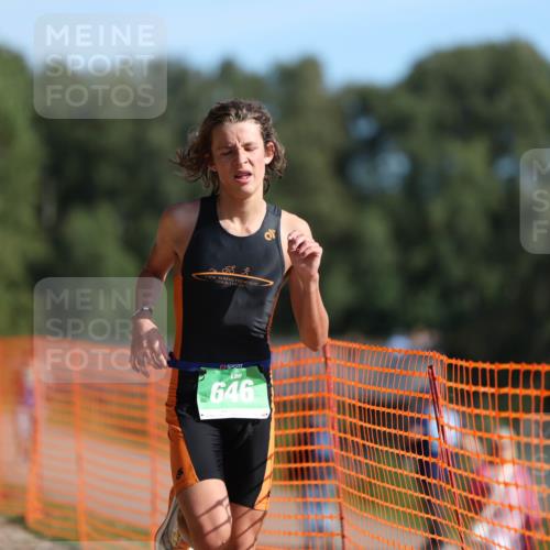 07.09.2025 - 19. Norderstedt Triathlon Michael Strokosch http://msf.ph/oto/8753602 07.09.2025 10:38:53 Laufen 646, 1139 meine-sportfotos.de
