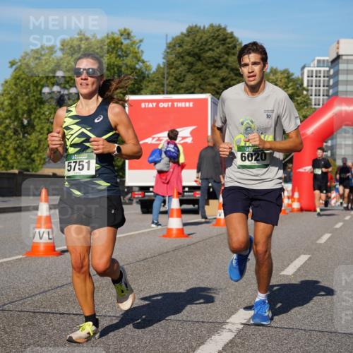 07.09.2025 - BARMER Alsterlauf Yannick Fuchs http://msf.ph/oto/8753645 07.09.2025 09:36:59 Laufen 5751, 10, 6020 meine-sportfotos.de