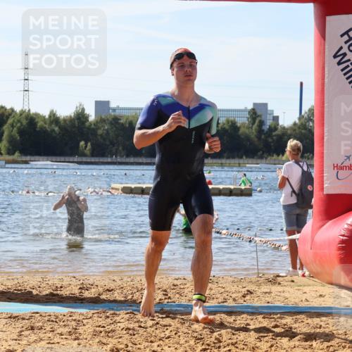 07.09.2025 - 19. Norderstedt Triathlon Luisa Fischer http://msf.ph/oto/8753654 07.09.2025 11:40:53 Schwimmen 151, 215, 741 meine-sportfotos.de