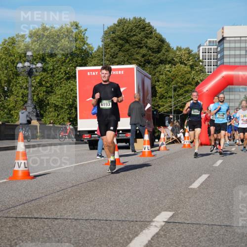 07.09.2025 - BARMER Alsterlauf Yannick Fuchs http://msf.ph/oto/8753708 07.09.2025 09:37:03 Laufen 6193, 5034, 44, 3596, 3458 meine-sportfotos.de