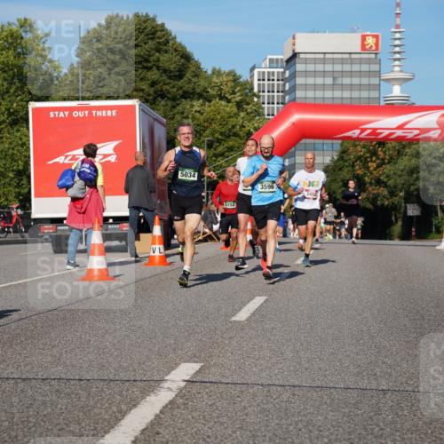 07.09.2025 - BARMER Alsterlauf Yannick Fuchs http://msf.ph/oto/8753764 07.09.2025 09:37:04 Laufen 5034, 8154, 3596, 3458 meine-sportfotos.de