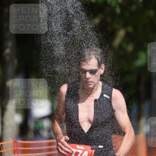 07.09.2025 - 19. Norderstedt Triathlon Michael Strokosch http://msf.ph/oto/8753797 07.09.2025 12:01:37 Laufen 148, 774, 1178, 1301, 1334 meine-sportfotos.de