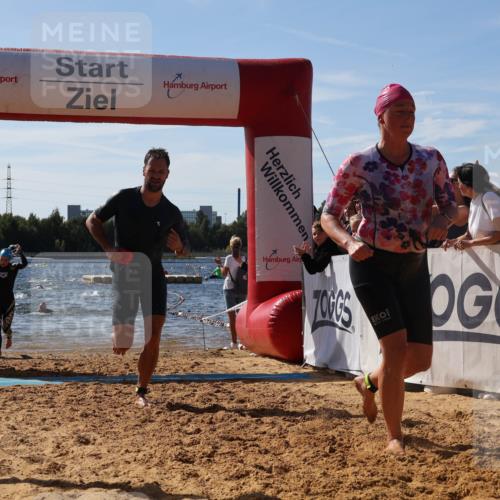 07.09.2025 - 19. Norderstedt Triathlon Luisa Fischer http://msf.ph/oto/8753850 07.09.2025 11:41:42 Schwimmen 245, 302, 792, 1249, 1386 meine-sportfotos.de