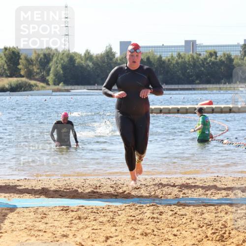 07.09.2025 - 19. Norderstedt Triathlon Luisa Fischer http://msf.ph/oto/8753961 07.09.2025 11:41:53 Schwimmen 245, 792, 1367, 1386 meine-sportfotos.de