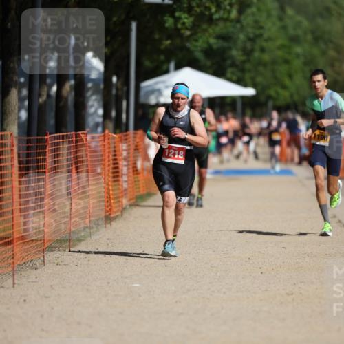 07.09.2025 - 19. Norderstedt Triathlon Michael Strokosch http://msf.ph/oto/8753980 07.09.2025 12:02:10 Laufen 1190, 1218 meine-sportfotos.de