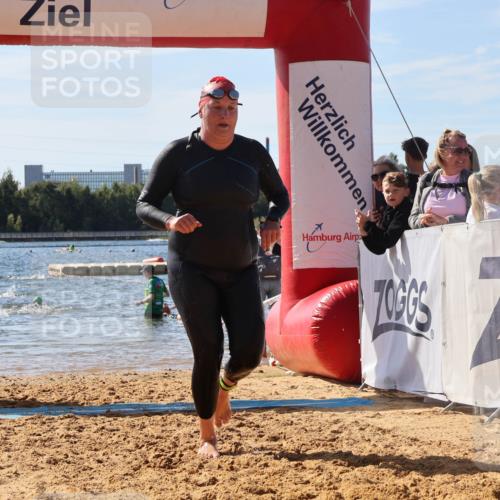 07.09.2025 - 19. Norderstedt Triathlon Luisa Fischer http://msf.ph/oto/8753987 07.09.2025 11:41:55 Schwimmen 792, 1367, 1386 meine-sportfotos.de