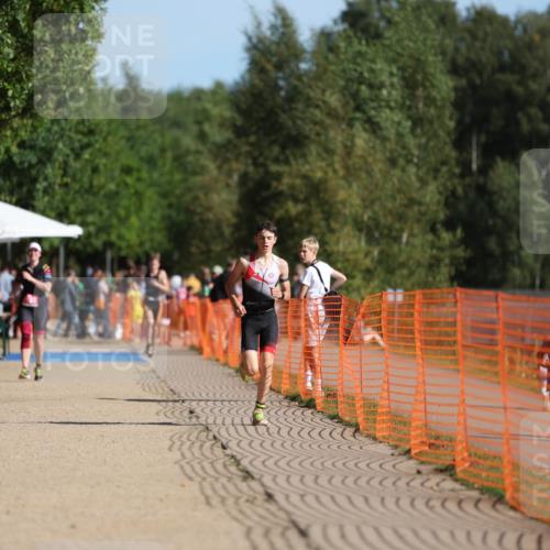 07.09.2025 - 19. Norderstedt Triathlon Michael Strokosch http://msf.ph/oto/8754086 07.09.2025 10:40:10 Laufen 664, 1127 meine-sportfotos.de