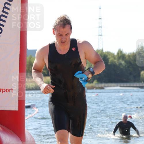 07.09.2025 - 19. Norderstedt Triathlon Luisa Fischer http://msf.ph/oto/8754107 07.09.2025 11:42:09 Schwimmen 730, 835, 1359 meine-sportfotos.de