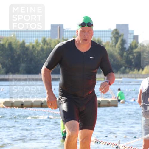 07.09.2025 - 19. Norderstedt Triathlon Luisa Fischer http://msf.ph/oto/8754133 07.09.2025 11:42:13 Schwimmen 730, 835, 1359 meine-sportfotos.de