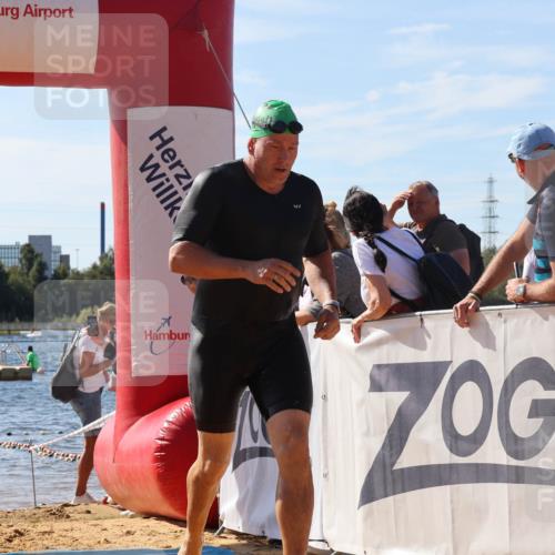 07.09.2025 - 19. Norderstedt Triathlon Luisa Fischer http://msf.ph/oto/8754176 07.09.2025 11:42:15 Schwimmen 730, 835, 838, 1359 meine-sportfotos.de